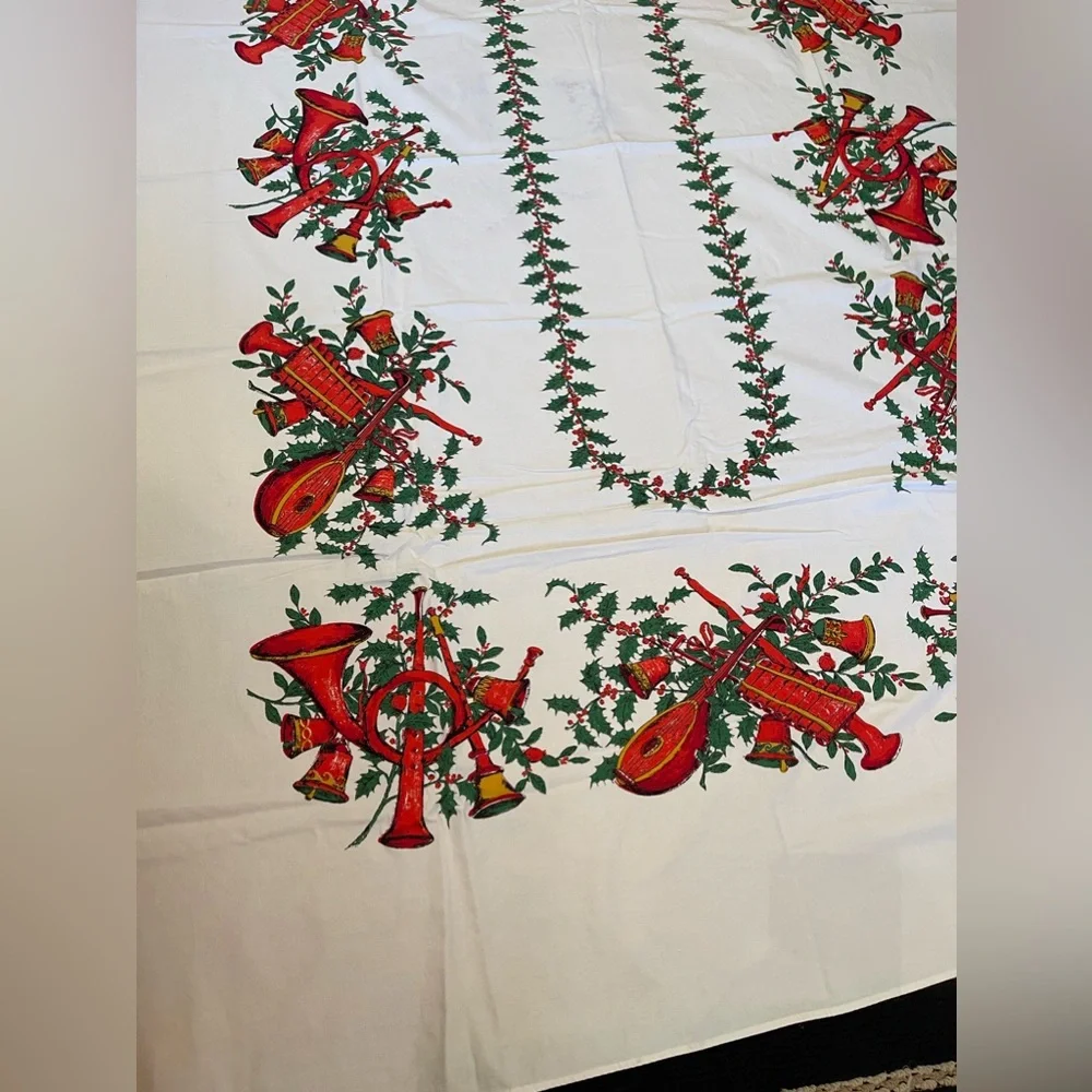 Fallani &‎ Cohn made in USA all cotton mid century heavy tablecloth-Christmas